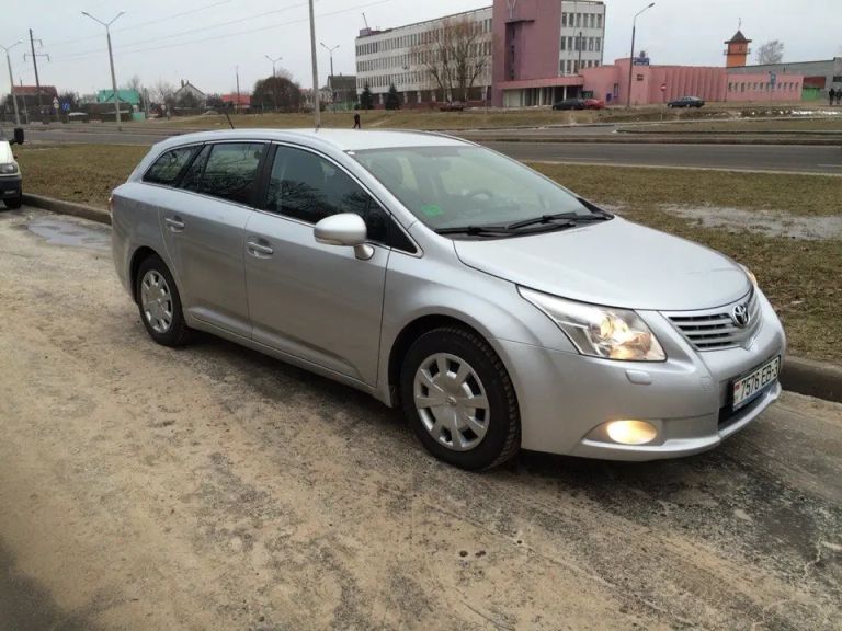 Тойота Авенсис универсал 2010. Toyota 2010 универсал. Тойота Авенсис универсал 2010 год. Авенсис Тойота универсал 2010г.