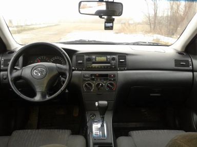 Toyota Corolla, 2003