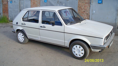 Volkswagen Golf 1982   |   25.01.2012.