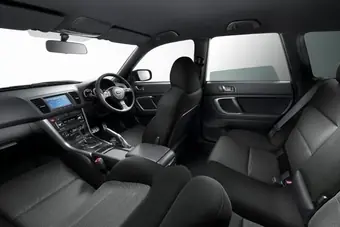 Legacy Touring Wagon 2.0i B-Sport Black Interior Selection