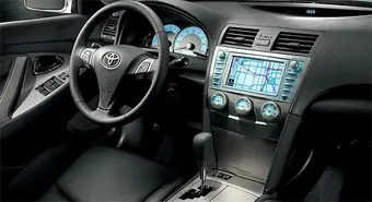 Toyota Camry -   